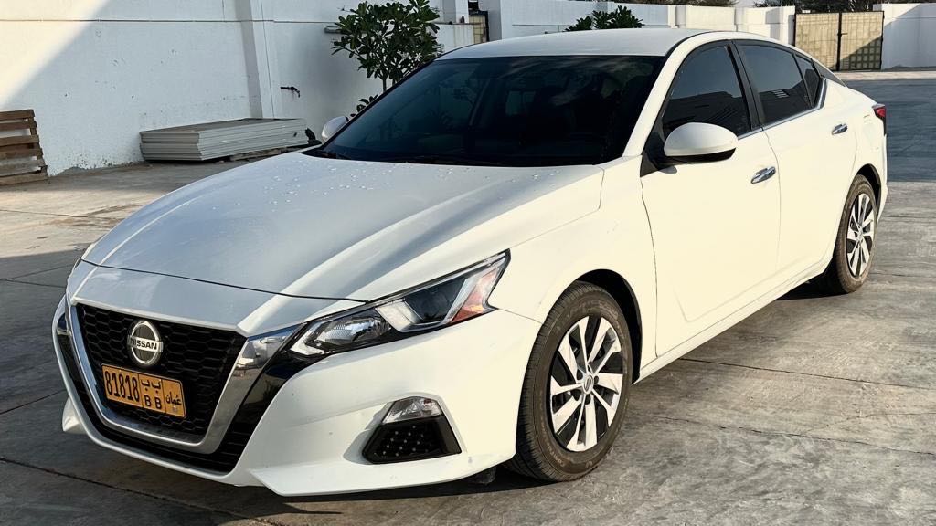 Car Image 2019 NISSAN ALTIMA S