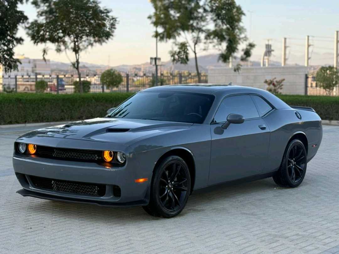 دودج تشالنجر SXT 2018