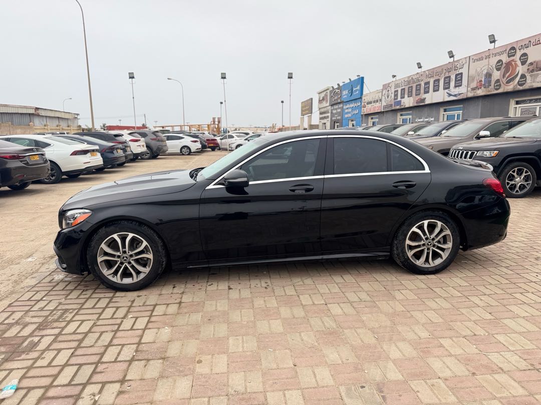 Car Image 2017 MERCEDES C Class 300