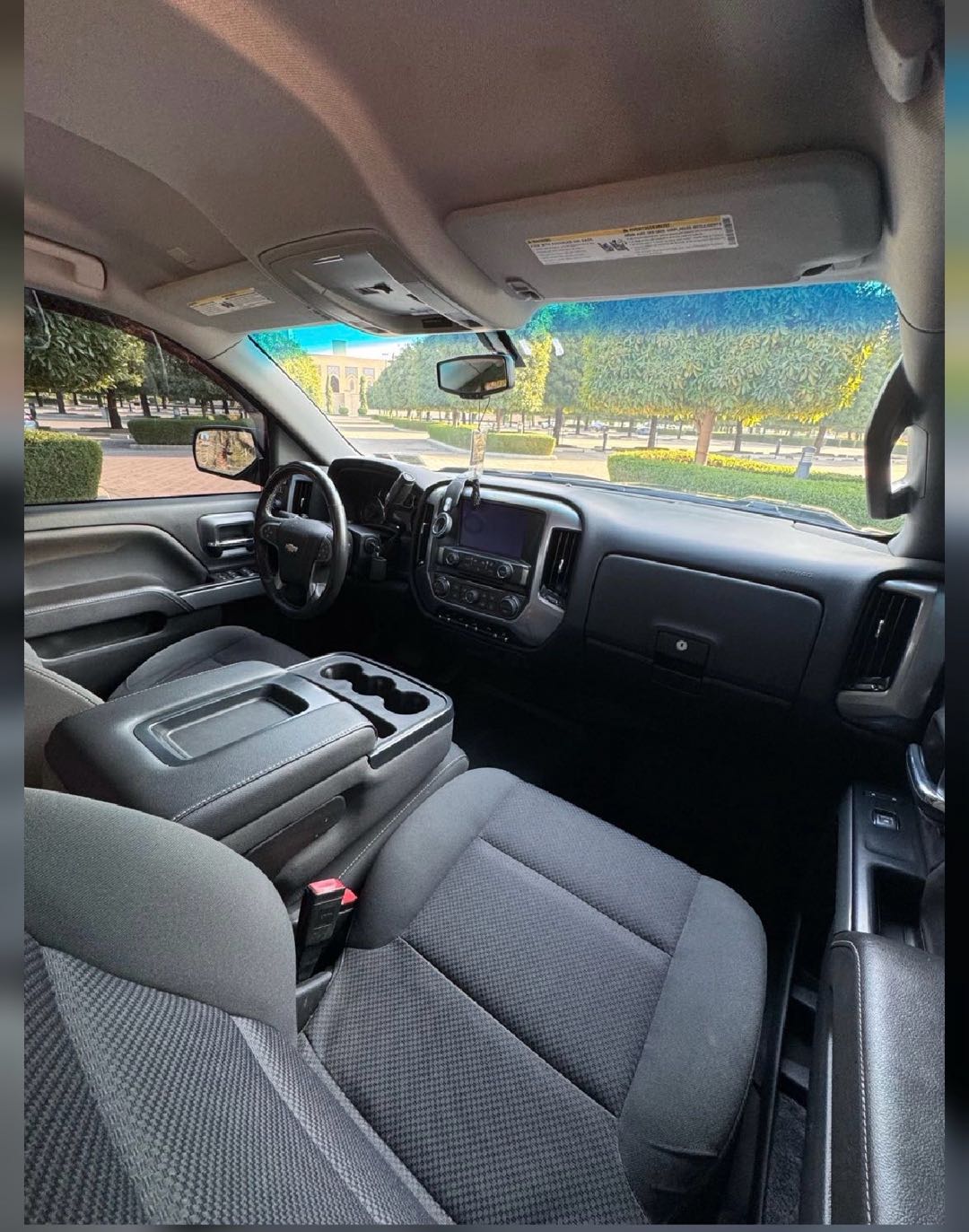 Car Image 2017 CHEVROLET SILVERADO 