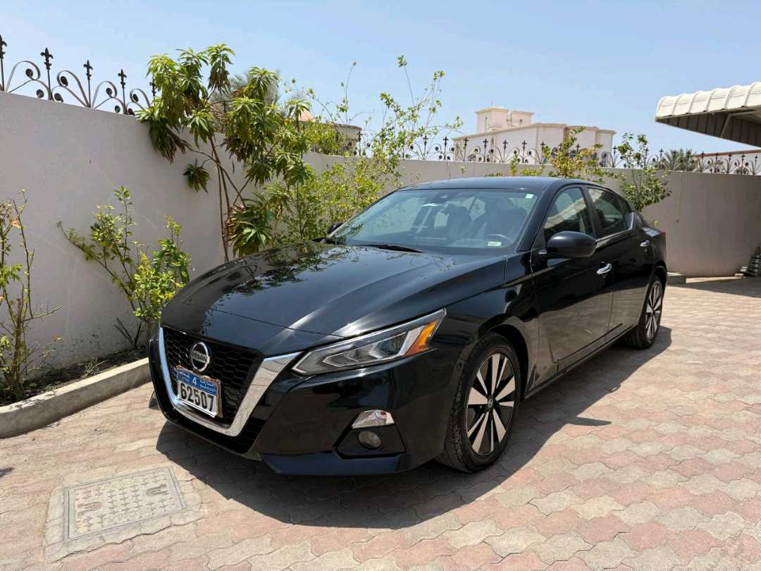 Car Image 2022 NISSAN ALTIMA SV