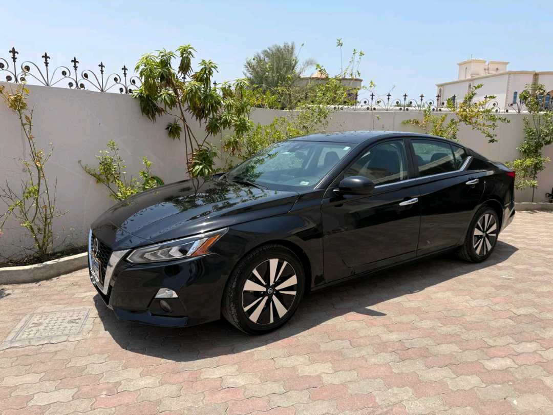 Car Image 2022 NISSAN ALTIMA SV
