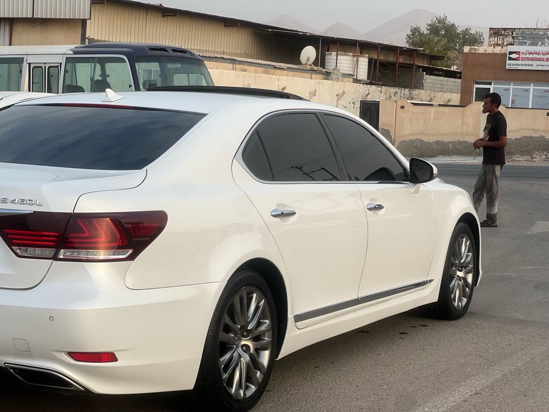 لكزس LS 460 2013
