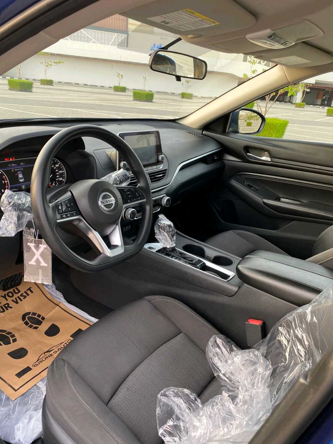Car Image 2020 NISSAN ALTIMA S