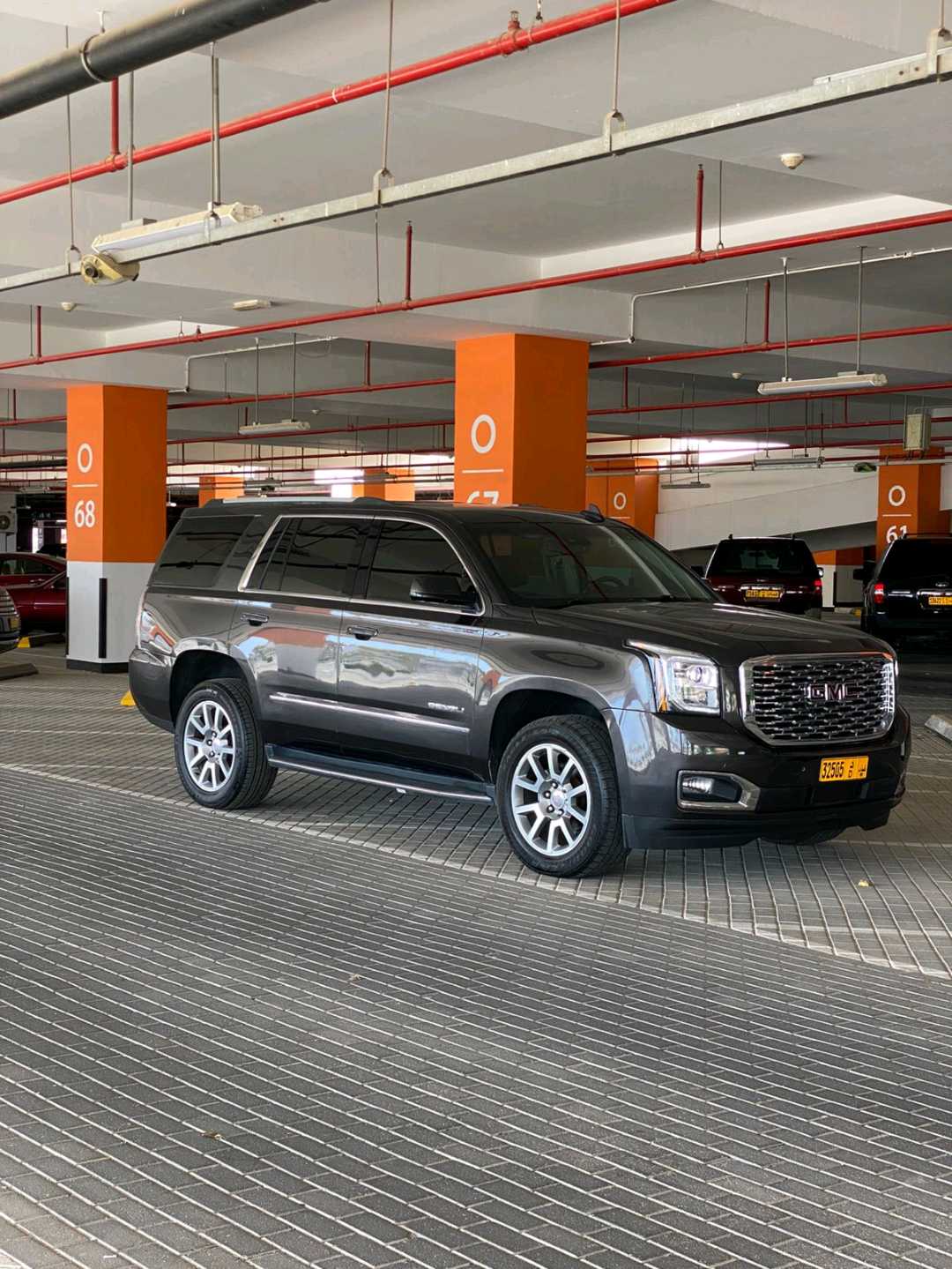 Car Image 2017 GMC YUKON DENALI