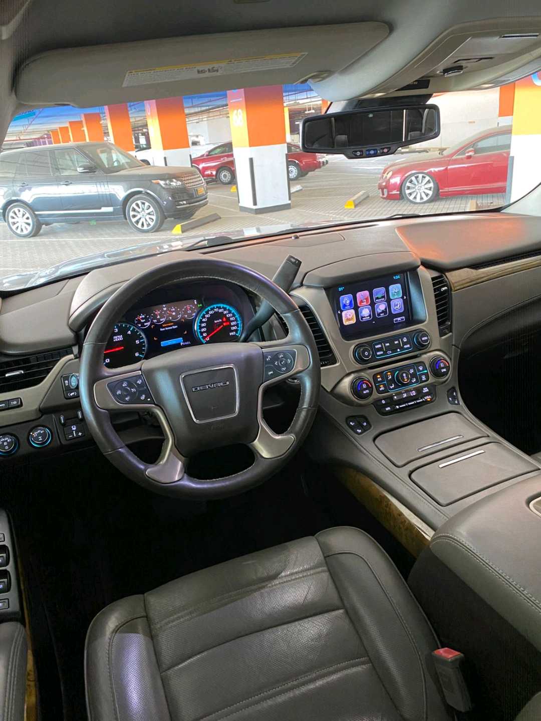 Car Image 2017 GMC YUKON DENALI