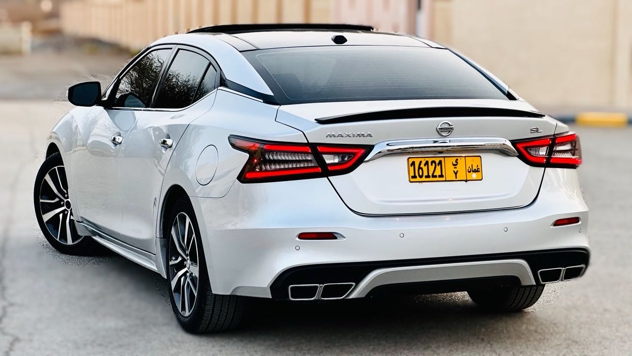 Car Image 2019 NISSAN MAXIMA 