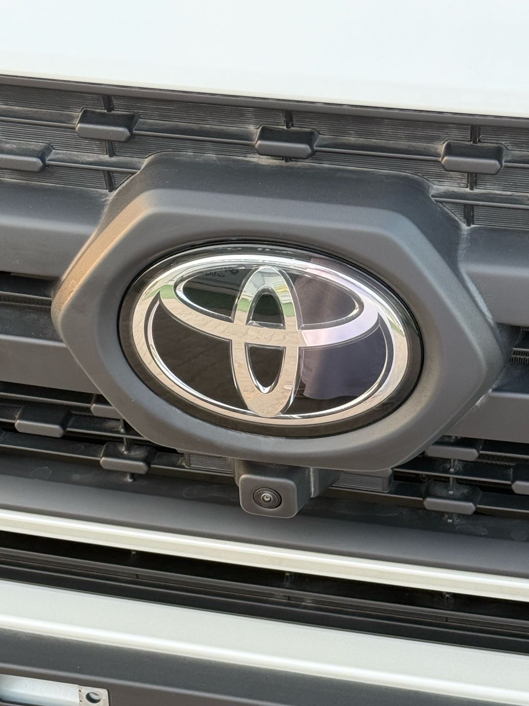 Car Image 2025 TOYOTA RAV4 