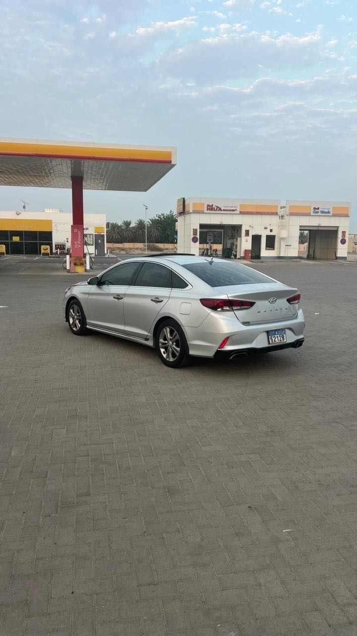 Car Image 2018 HYUNDAI SONATA SPORT