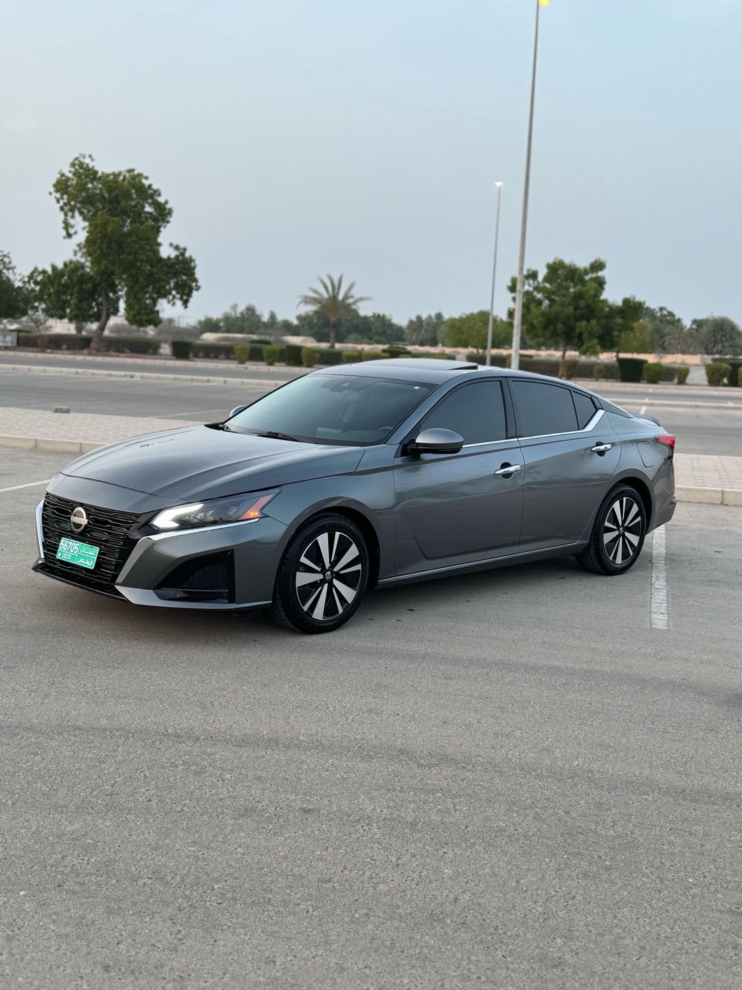 Car Image 2019 NISSAN ALTIMA SL