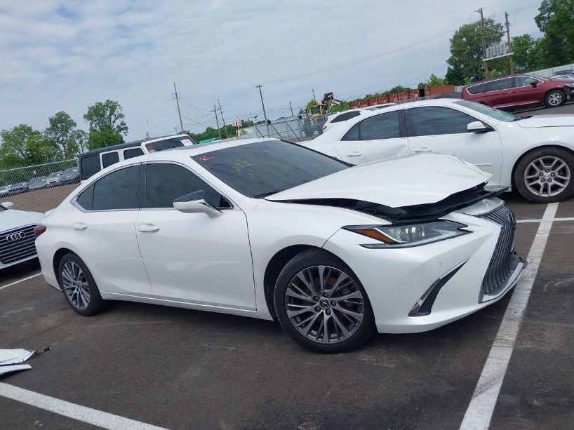 Car Image 2021 LEXUS ES