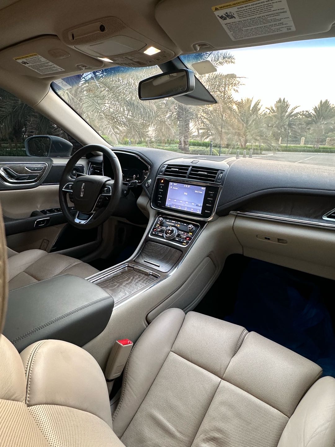 Car Image 2020 LINCOLN CONTINENTAL 