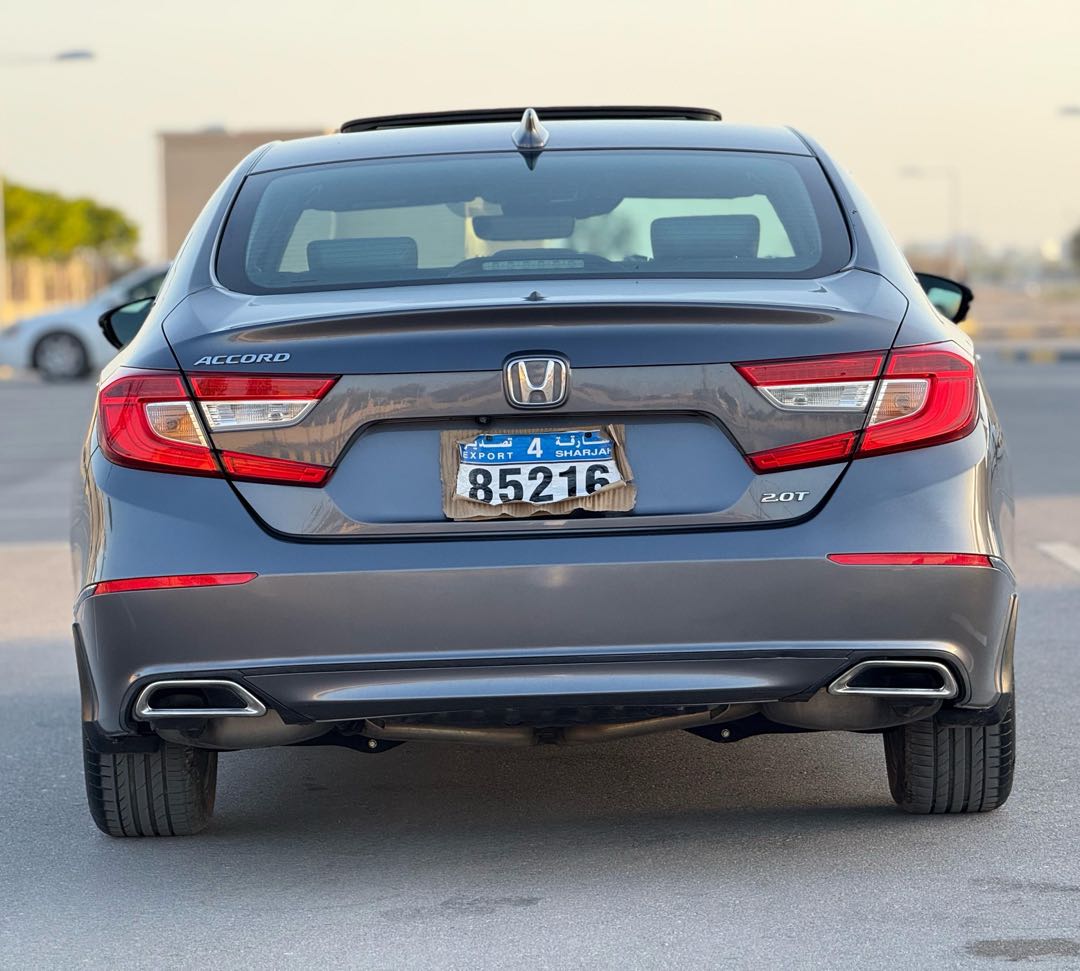 Car Image 2018 HONDA ACCORD EXL