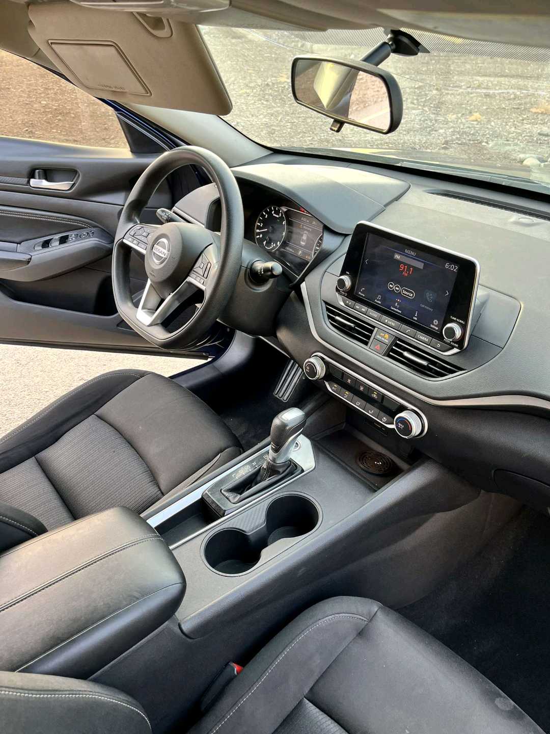 Car Image 2019 NISSAN ALTIMA S