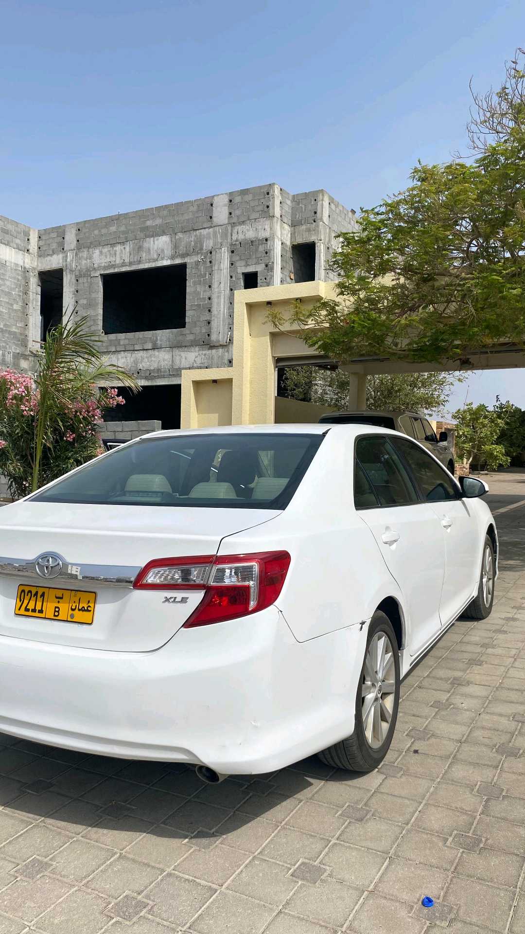 Car Image 2013 TOYOTA CAMRY XLE