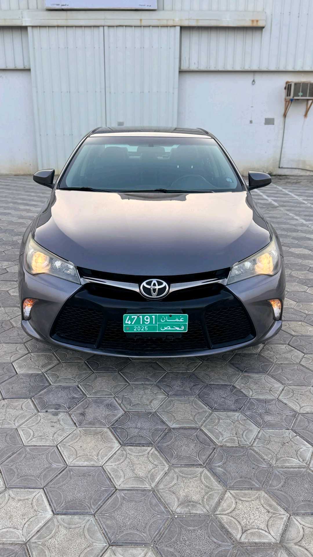 Car Image 2017 TOYOTA CAMRY SE