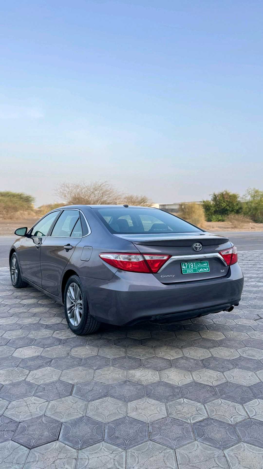 Car Image 2017 TOYOTA CAMRY SE