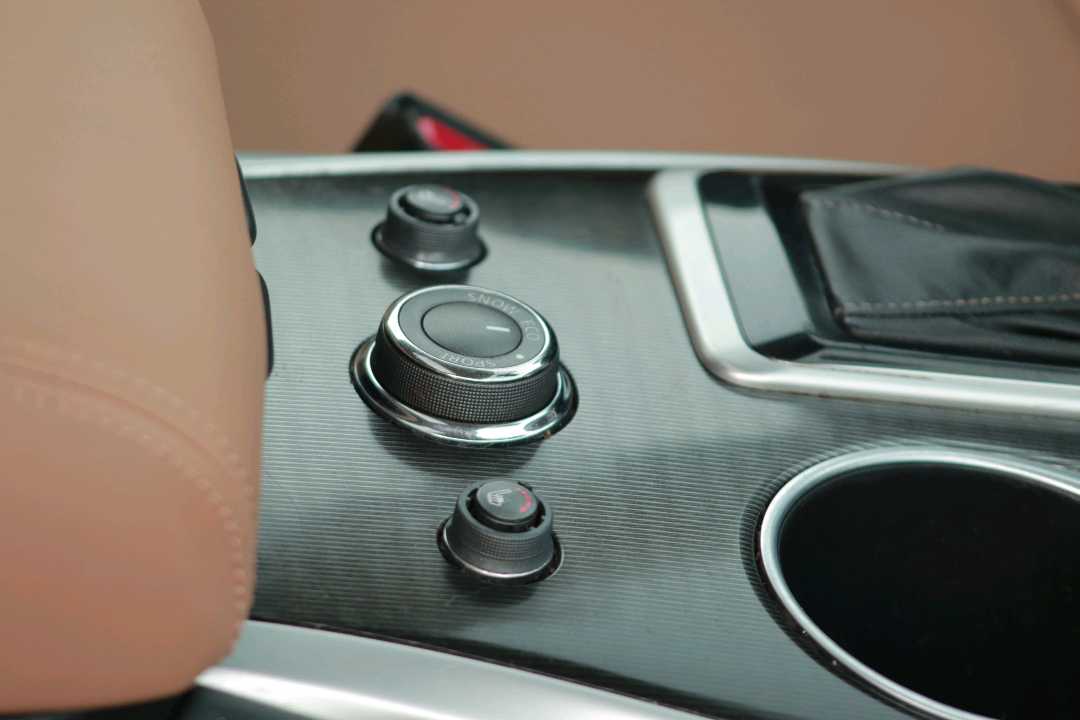 Car Image 2019 INFINITI QX60 