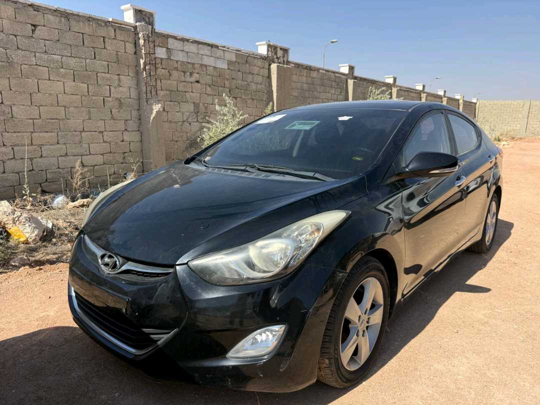 Car Image 2011 HYUNDAI AVANTE 