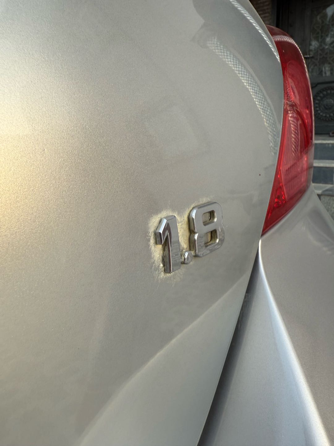 Car Image 2013 NISSAN TIIDA 