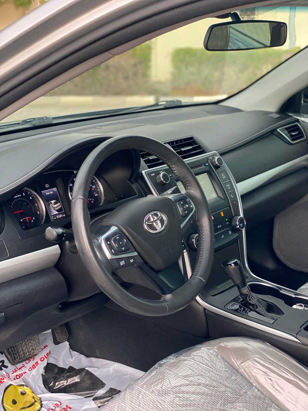 Car Image 2017 TOYOTA CAMRY SE