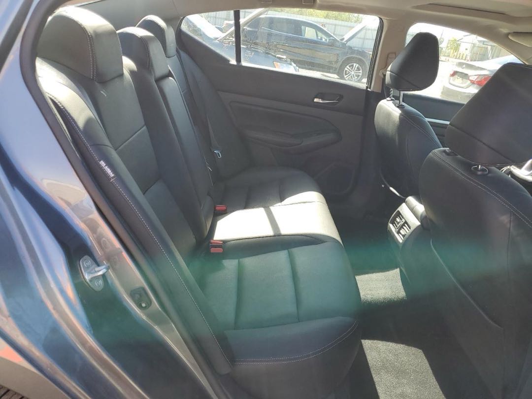 Car Image 2019 NISSAN ALTIMA