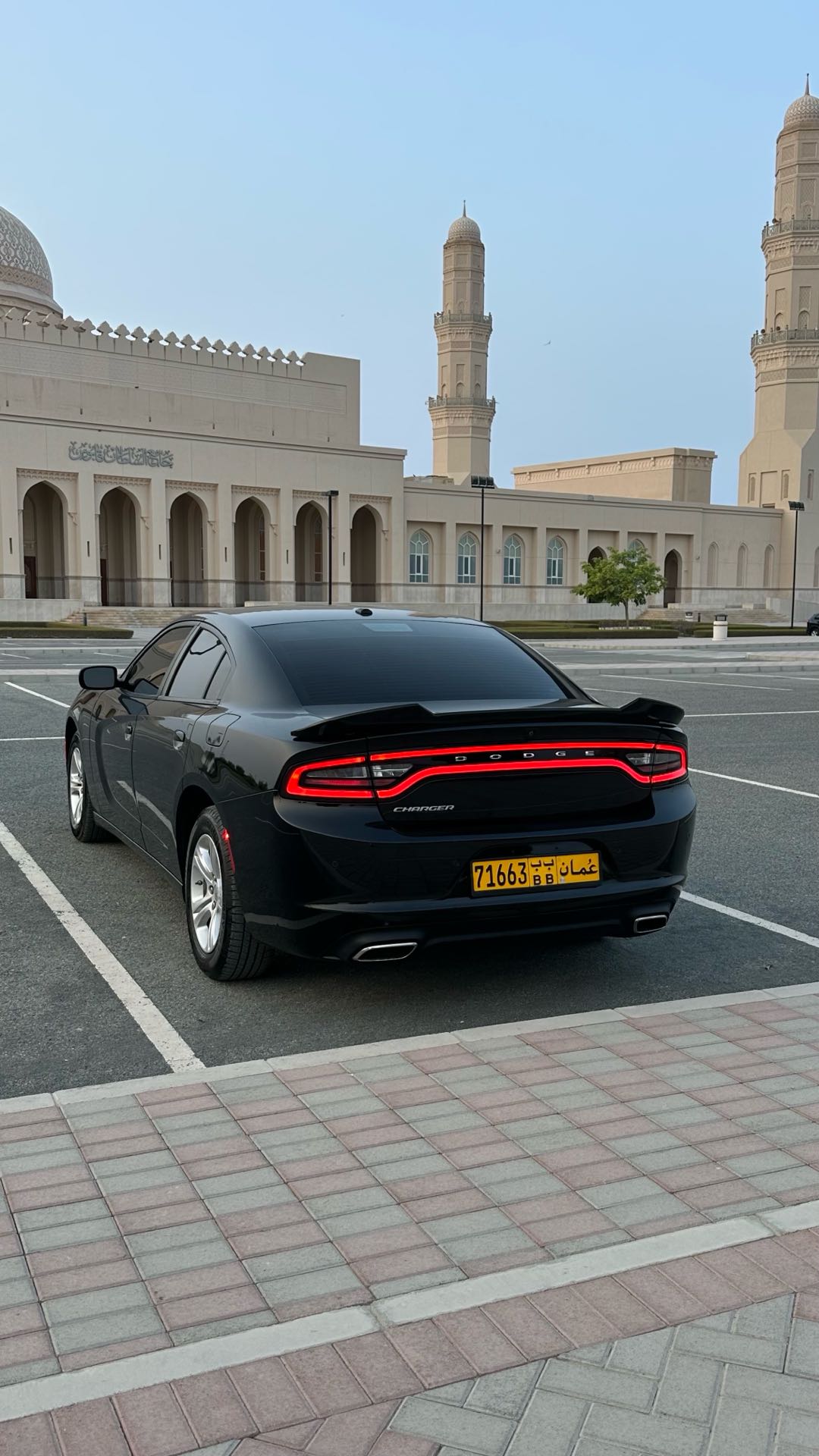 Car Image 2022 DODGE CHARGER SXT