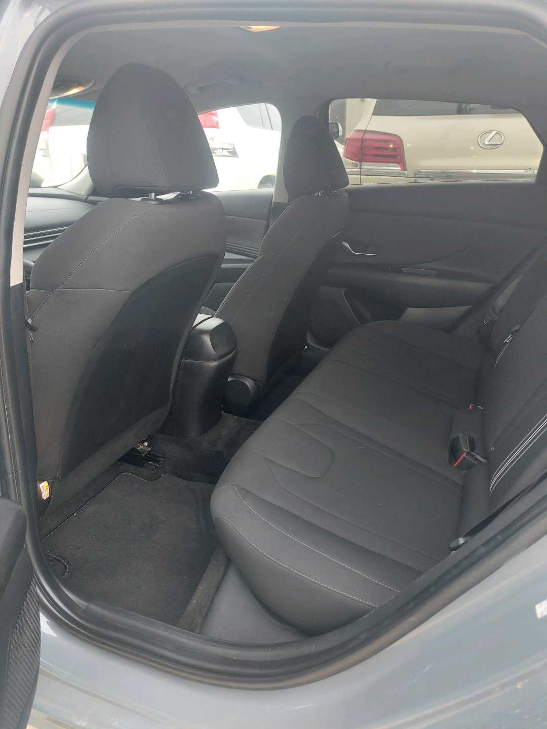 Car Image 2021 HYUNDAI ELANTRA SEL