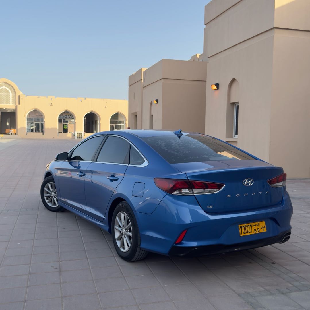 Car Image 2018 HYUNDAI SONATA SPORT