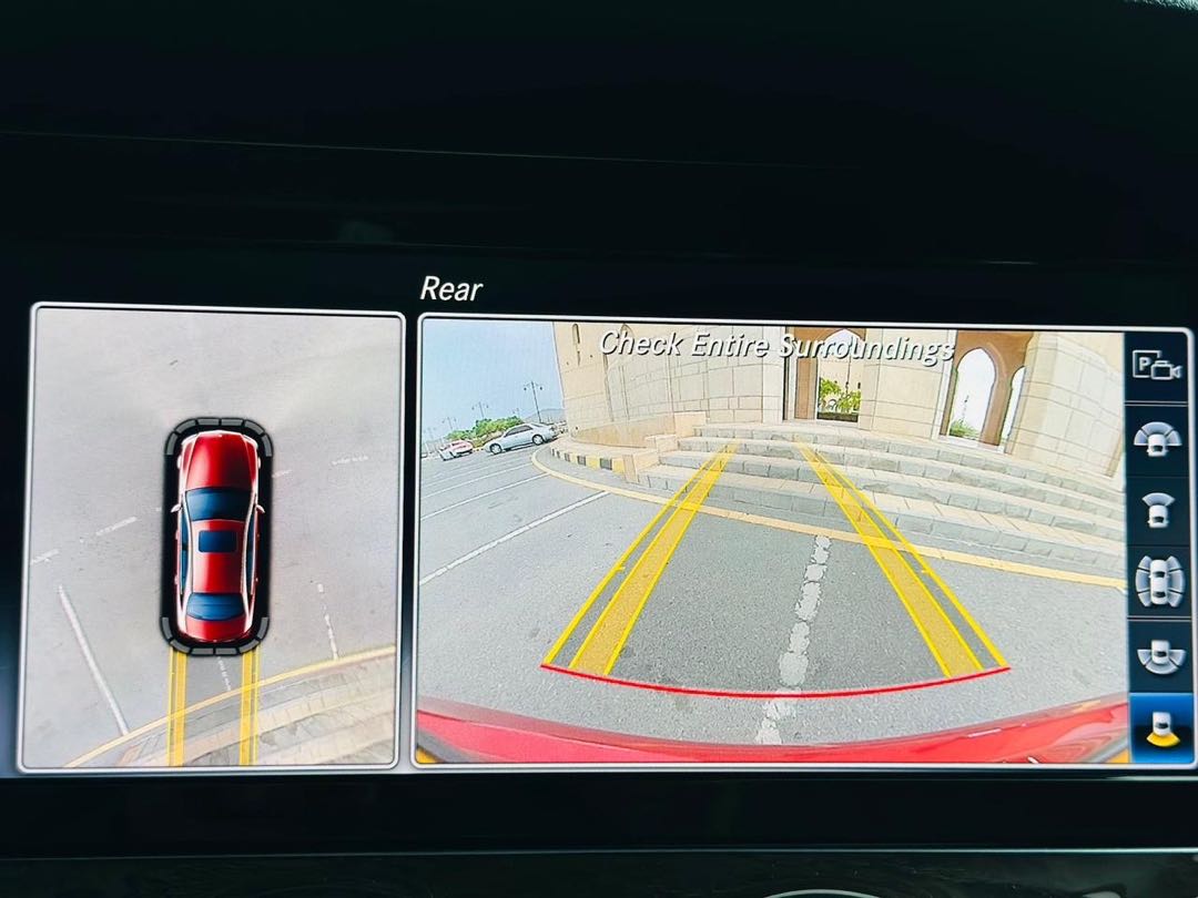 Car Image 2019 MERCEDES E Class 300