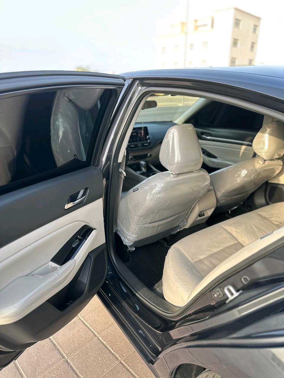 Car Image 2021 NISSAN ALTIMA SV