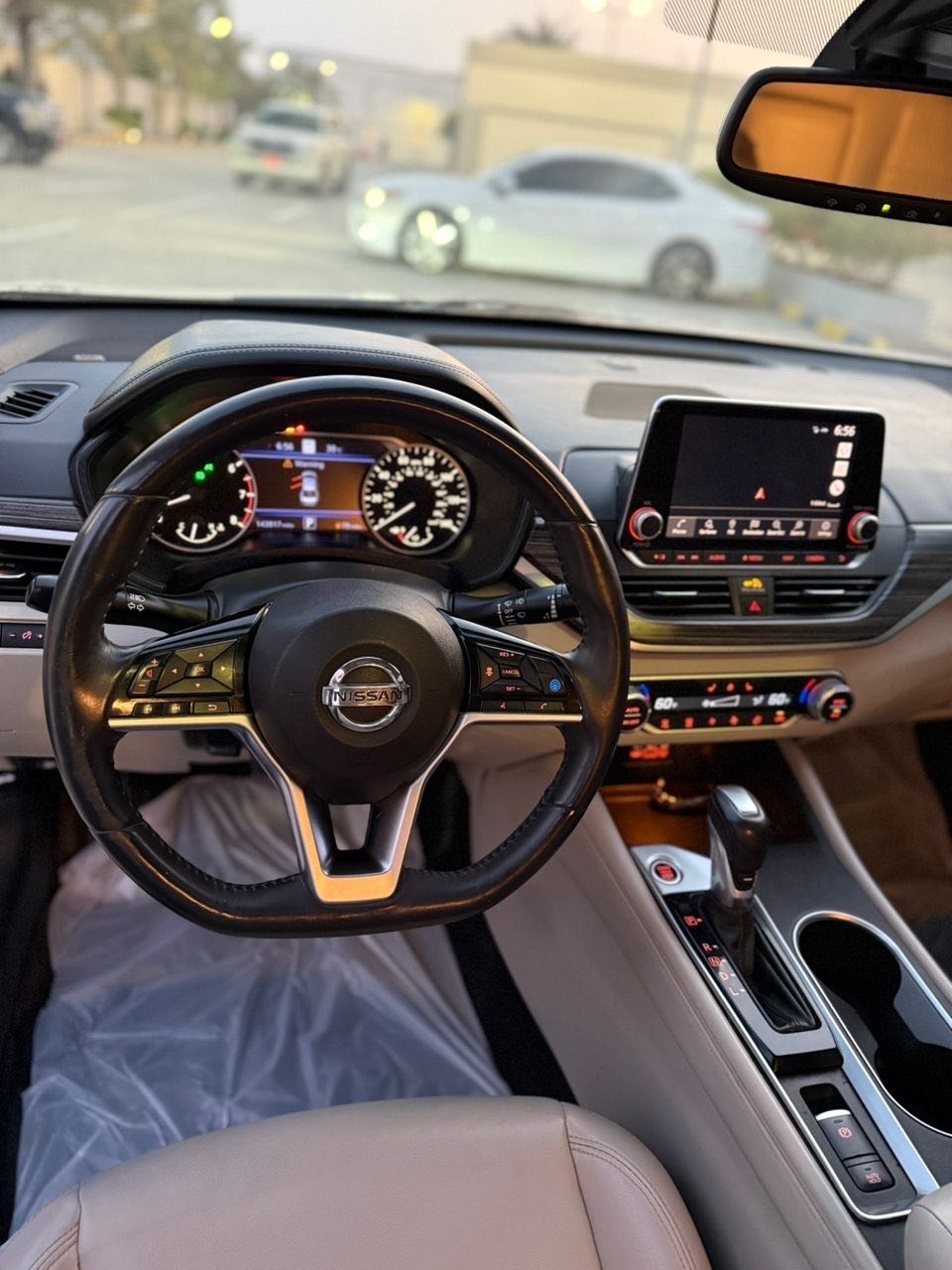 Car Image 2019 NISSAN ALTIMA Platinum 