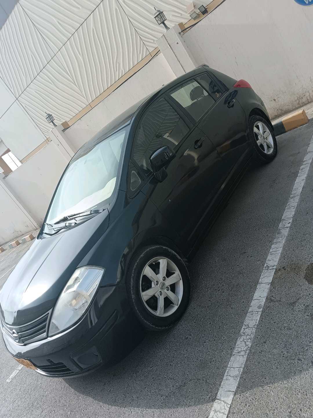 Car Image 2008 NISSAN VERSA S