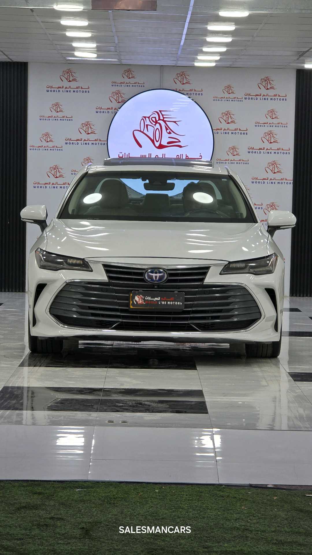 Car Image 2019 TOYOTA AVALON LIMITED
