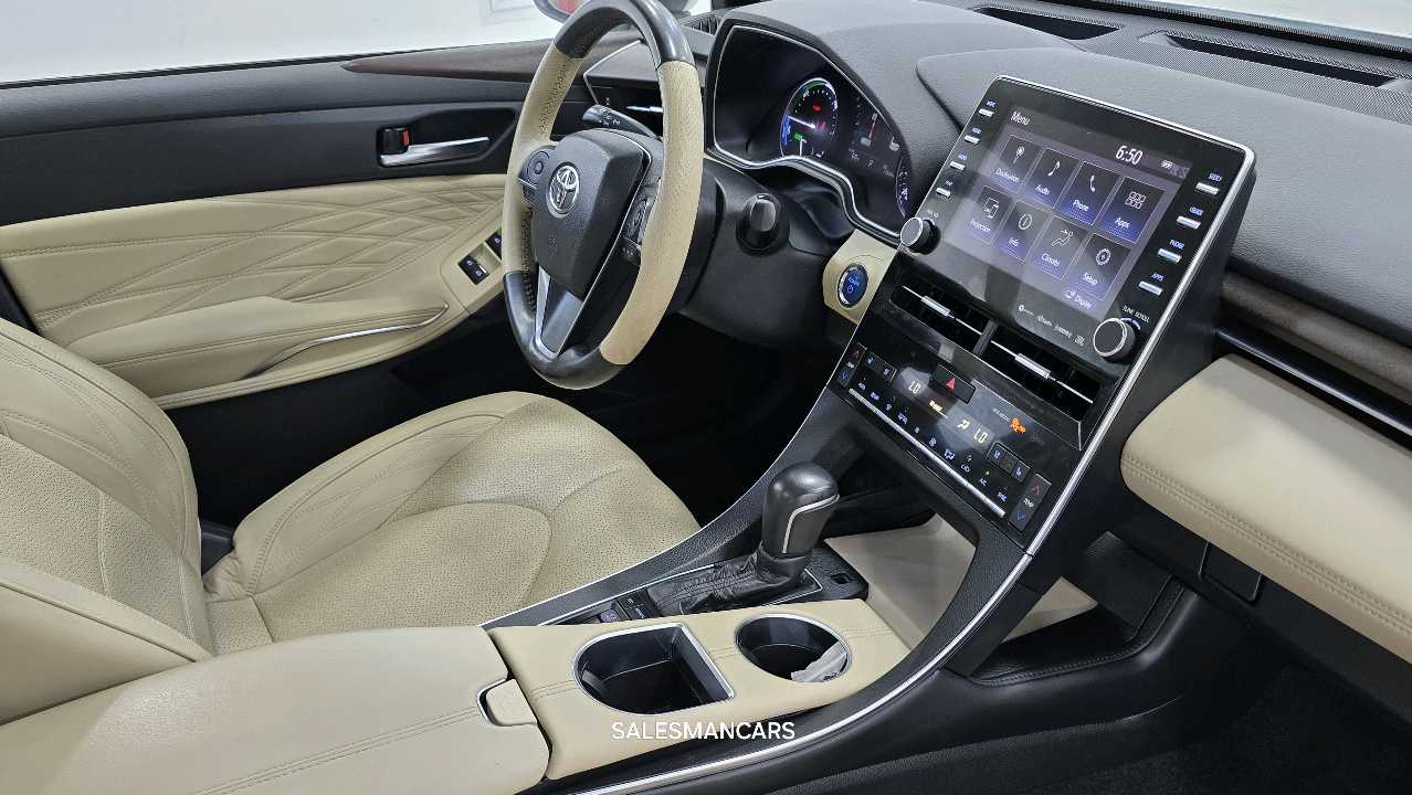 Car Image 2019 TOYOTA AVALON LIMITED
