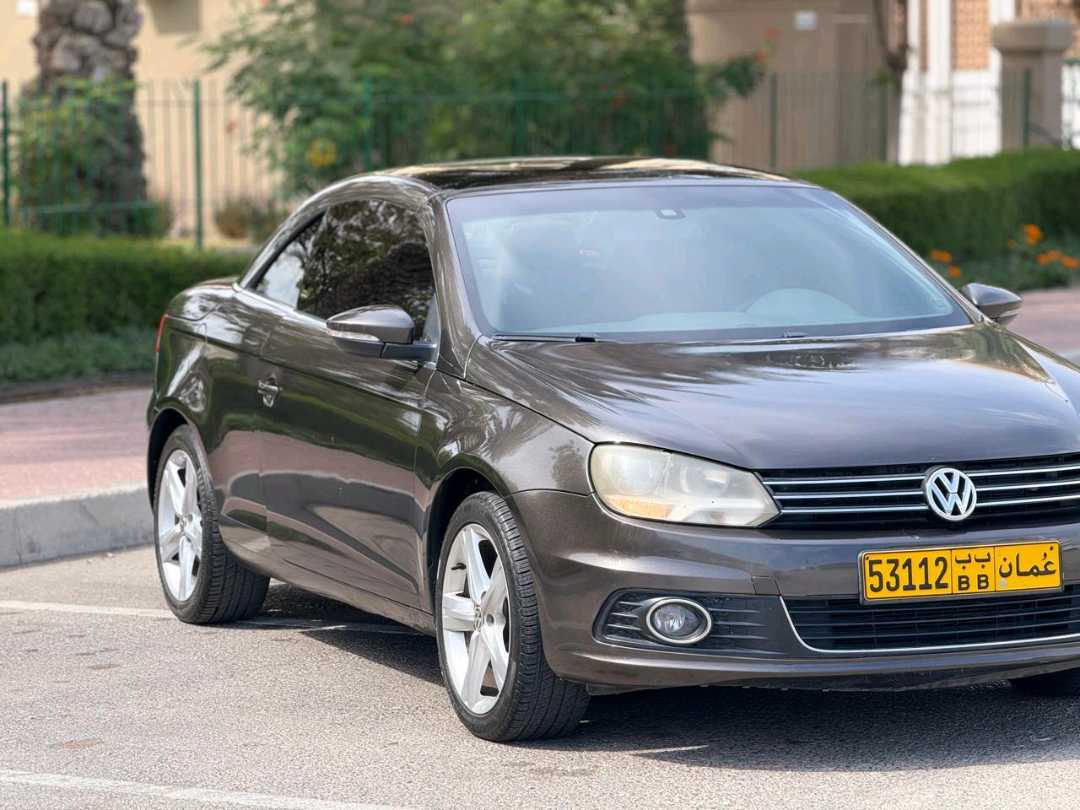 Car Image 2011 VOLKSWAGEN EOS 
