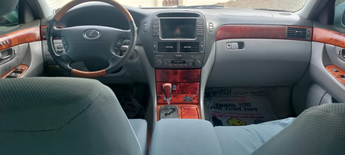 Car Image 2004 LEXUS LS 430