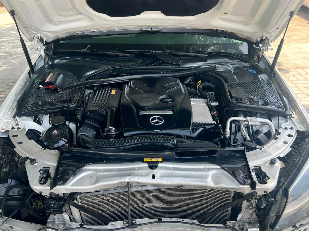 Car Image 2018 MERCEDES C Class