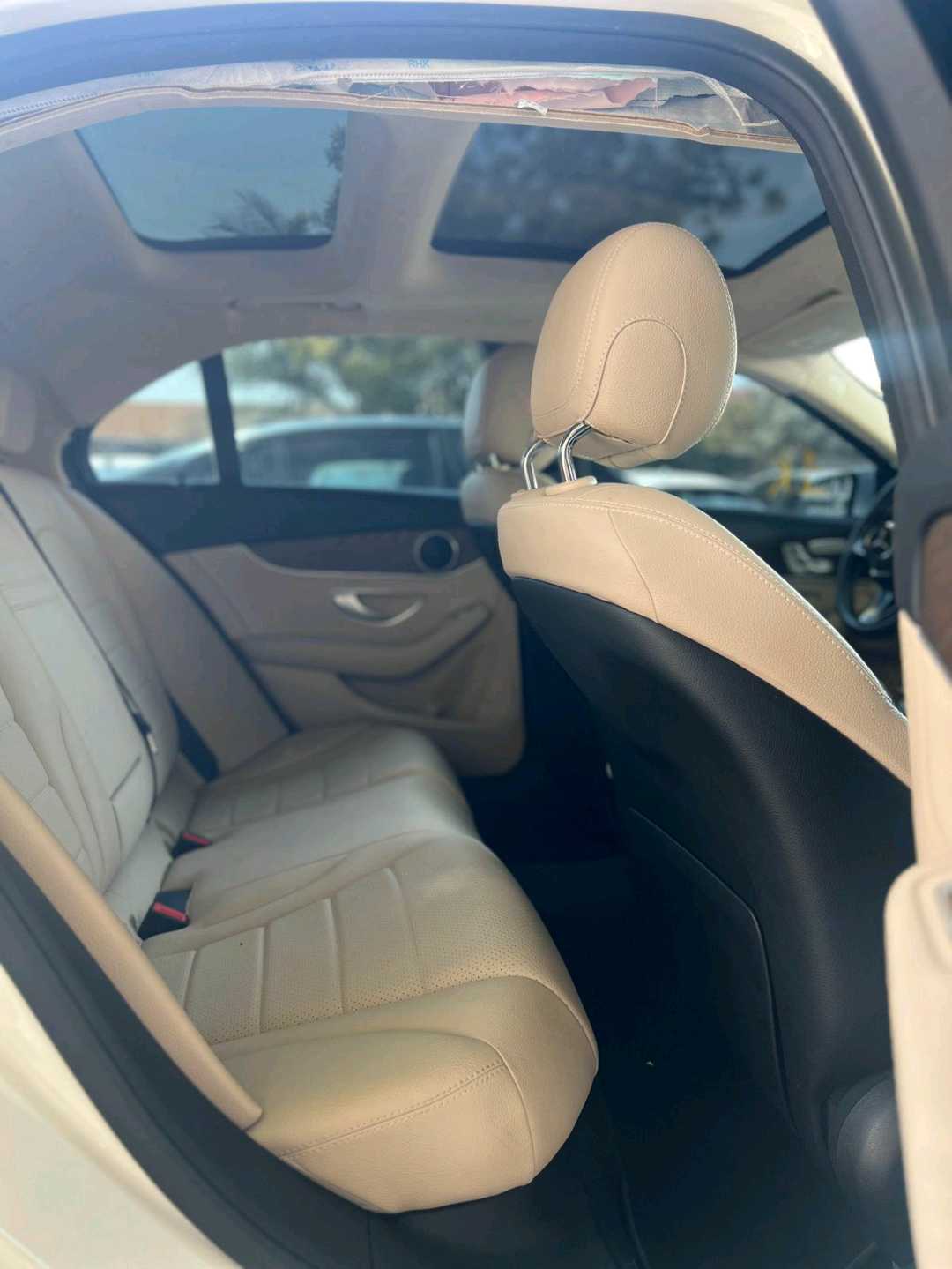 Car Image 2018 MERCEDES C Class
