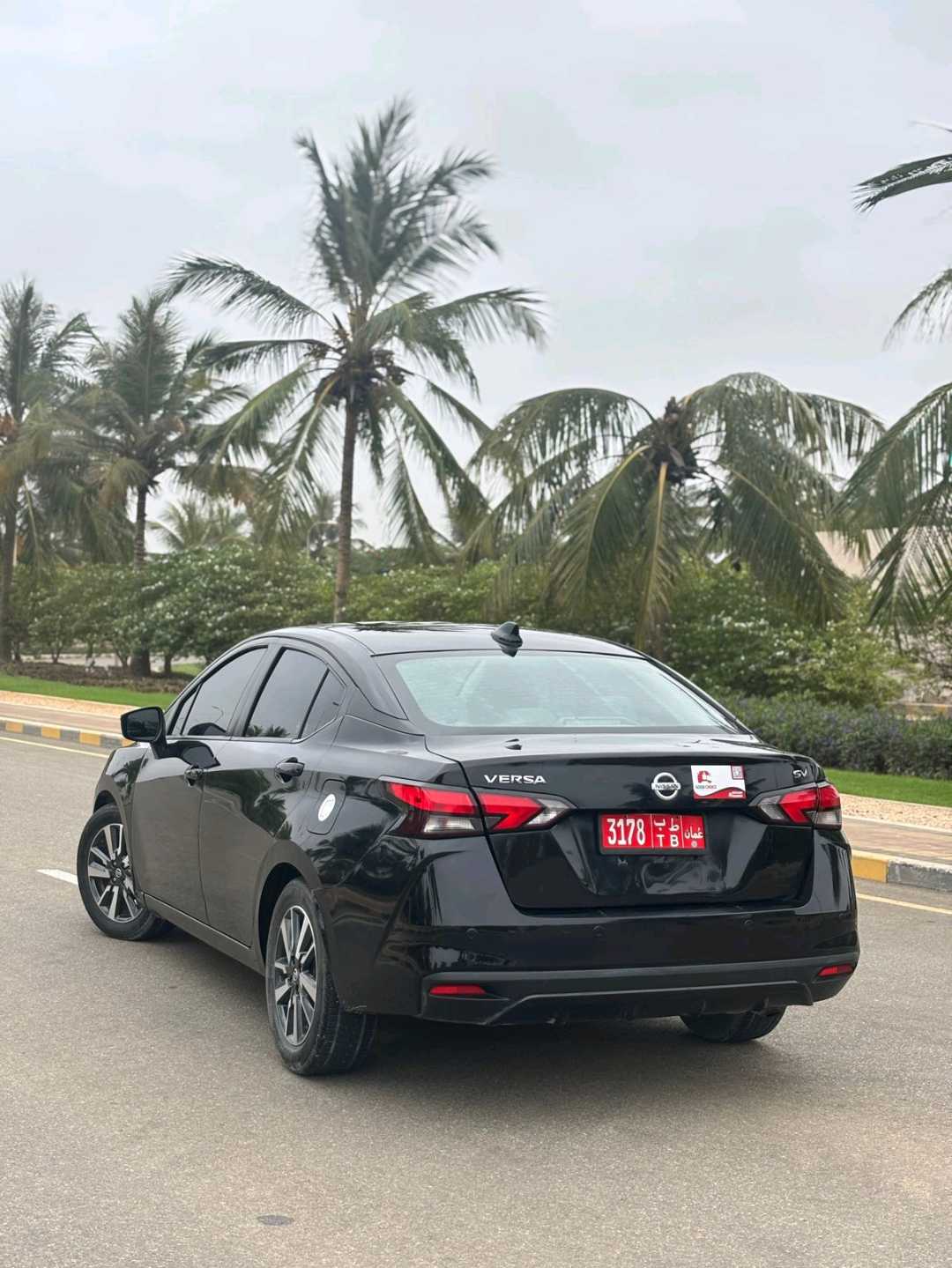 NISSAN VERSA 2021