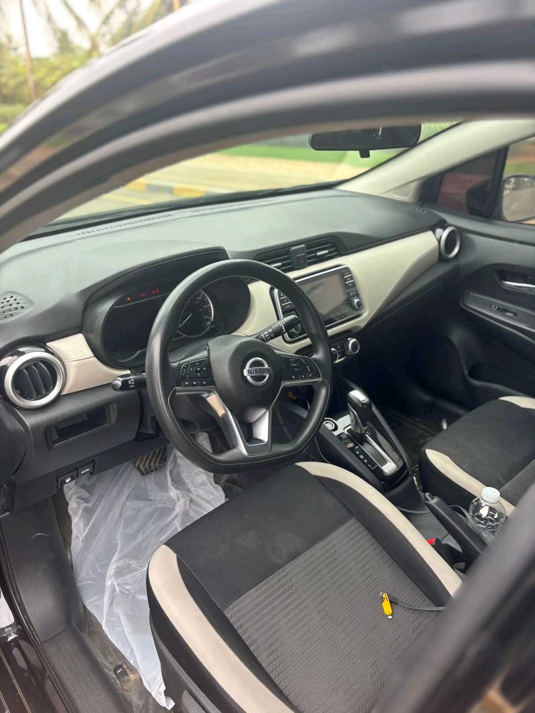 NISSAN VERSA 2021