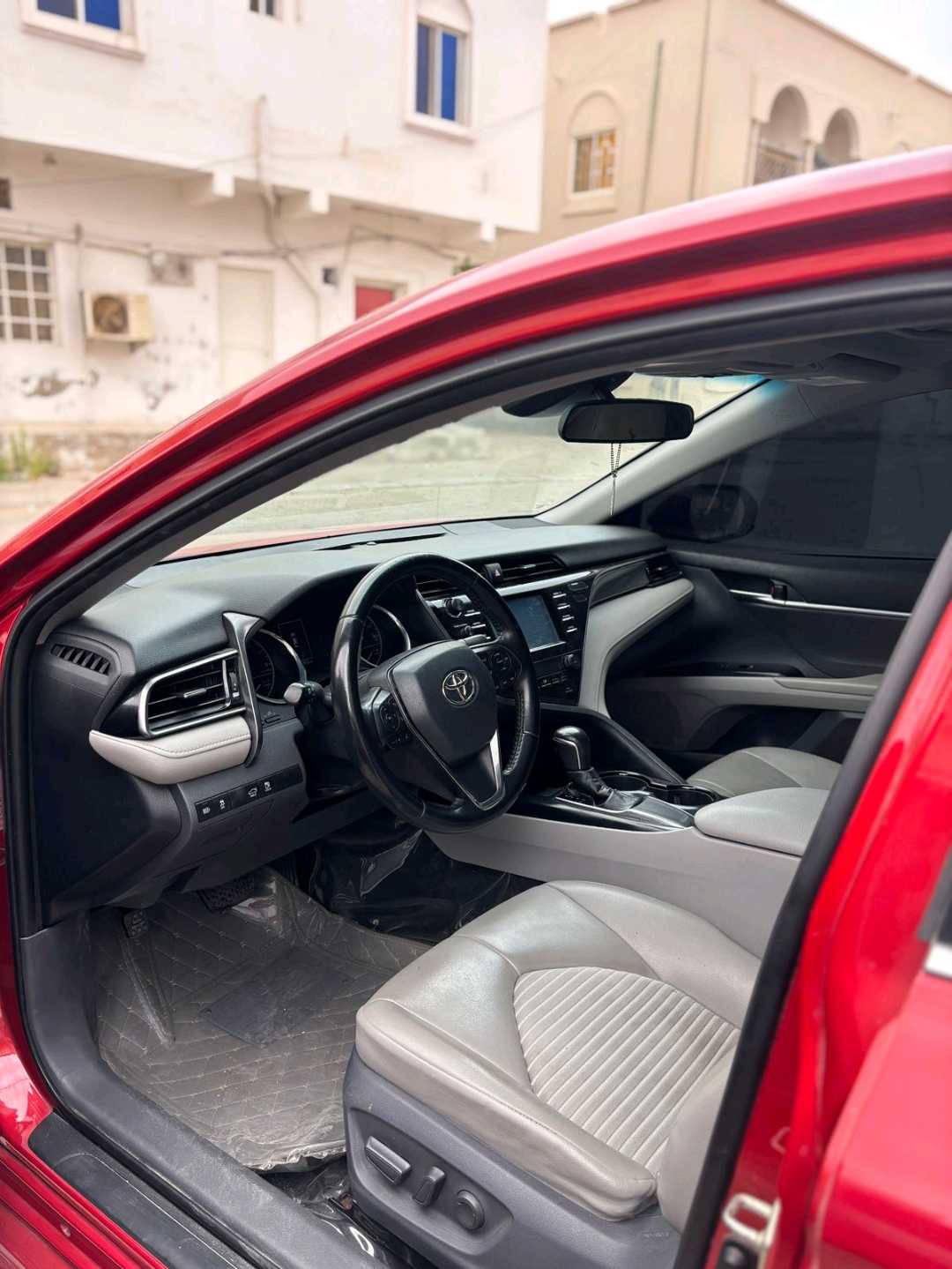 TOYOTA CAMRY 2020