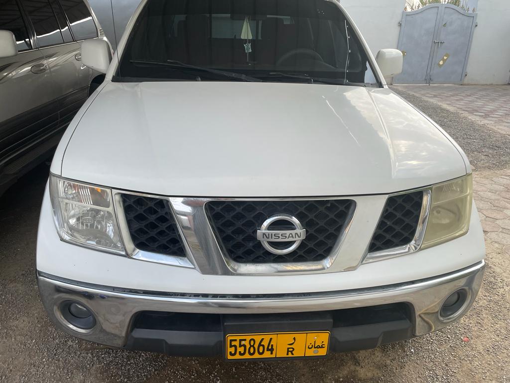 Car Image 2009 NISSAN NAVARA 