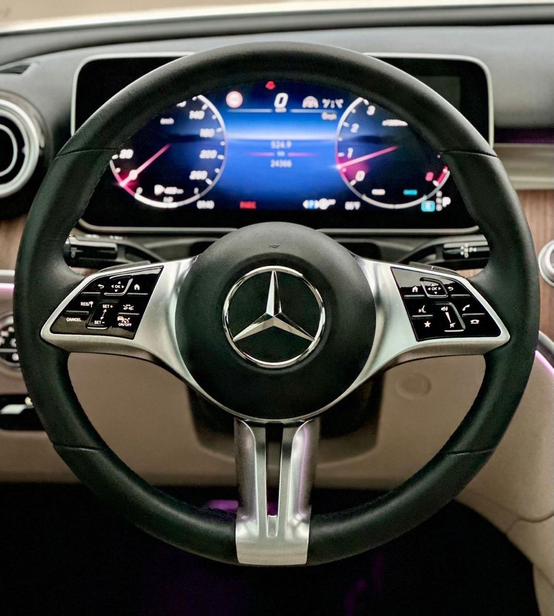 مرسيدس C Class 2025