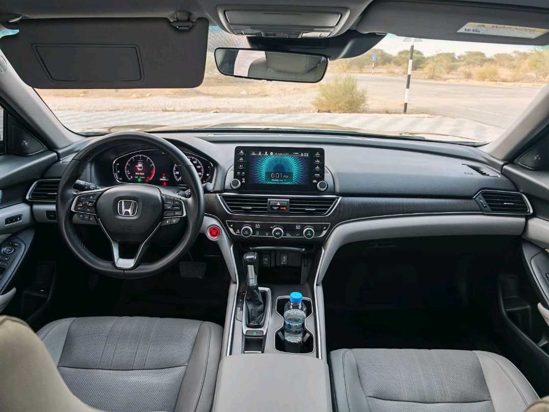 Car Image 2019 HONDA ACCORD EXL