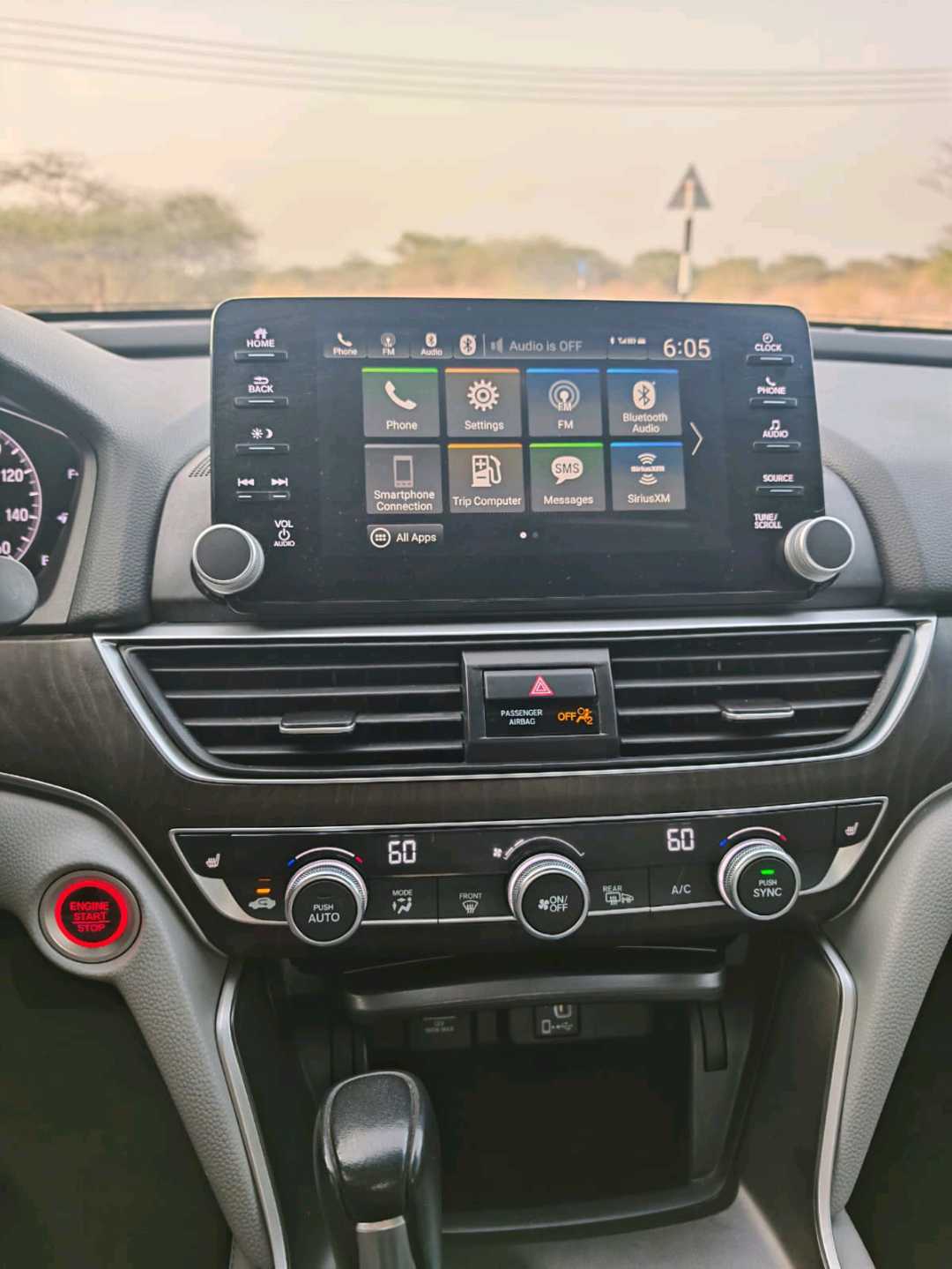 Car Image 2019 HONDA ACCORD EXL