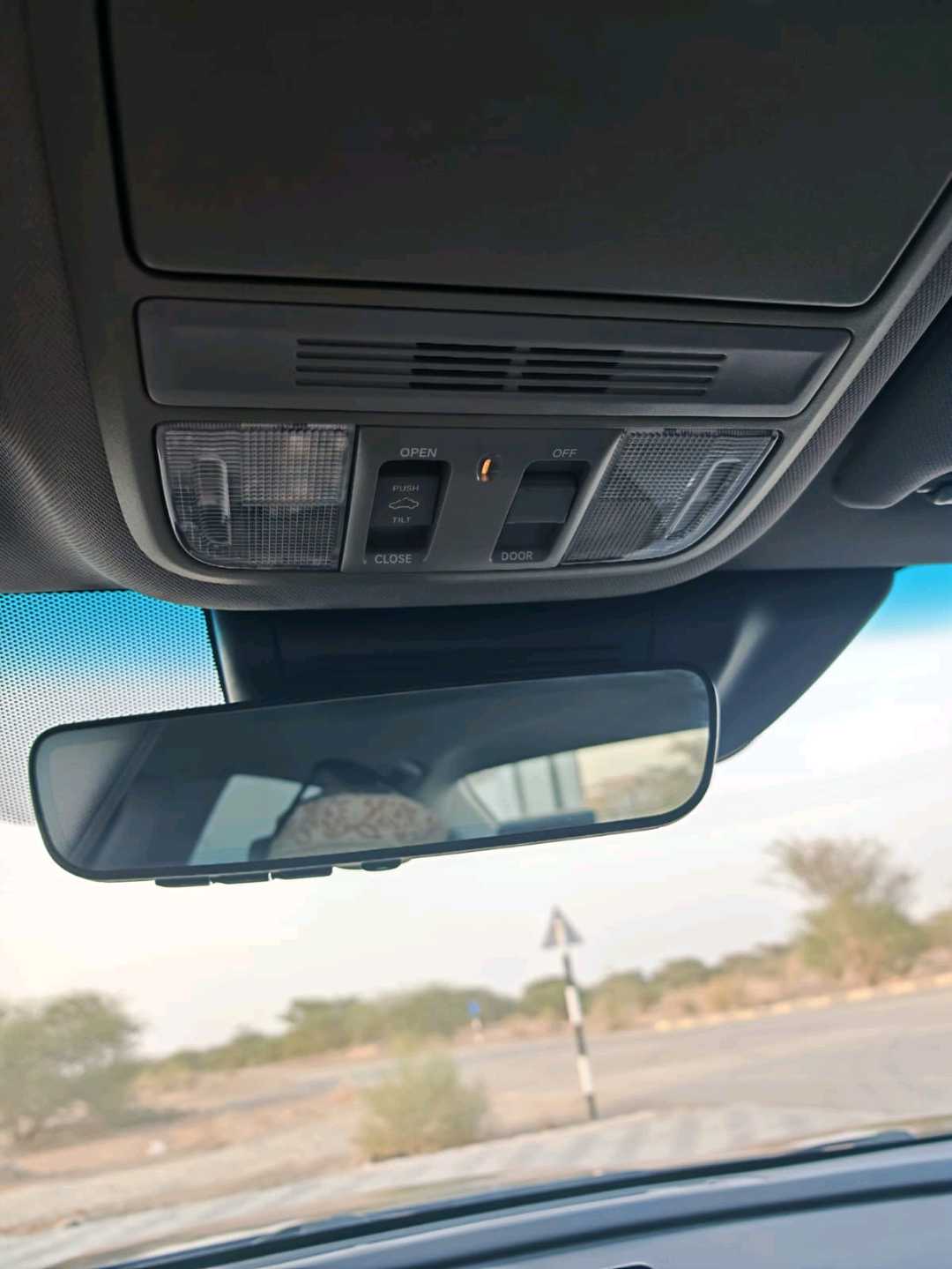Car Image 2019 HONDA ACCORD EXL