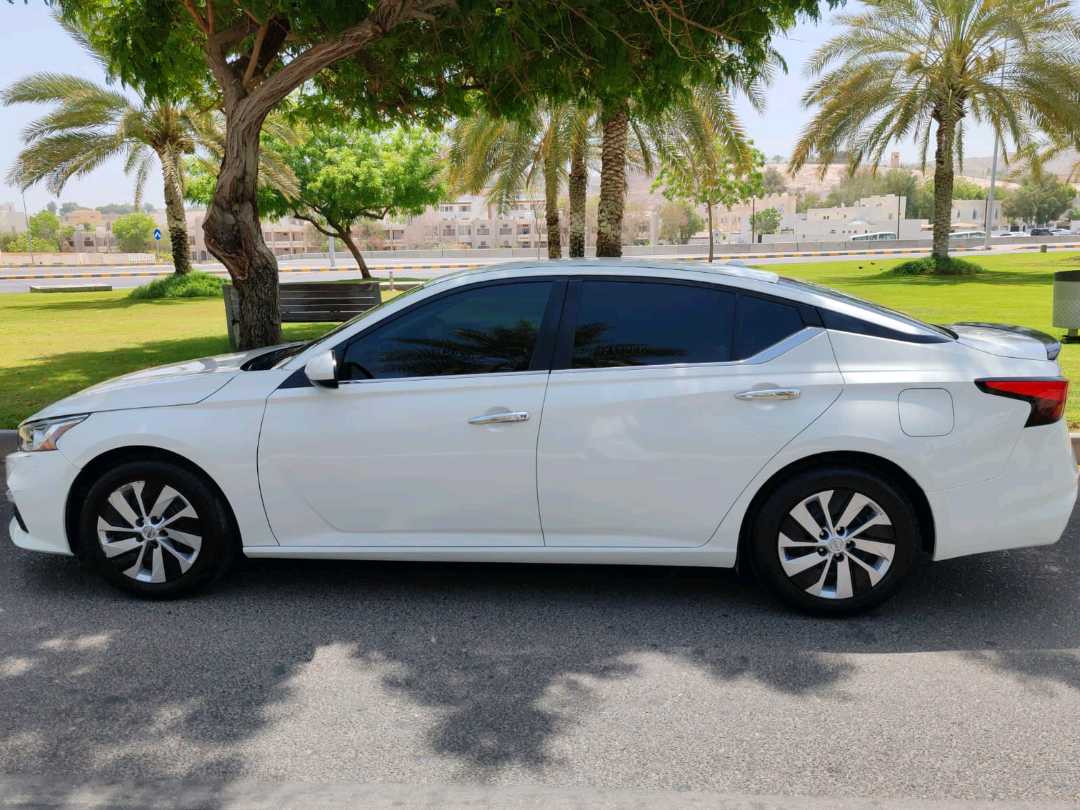 Car Image 2020 NISSAN ALTIMA S