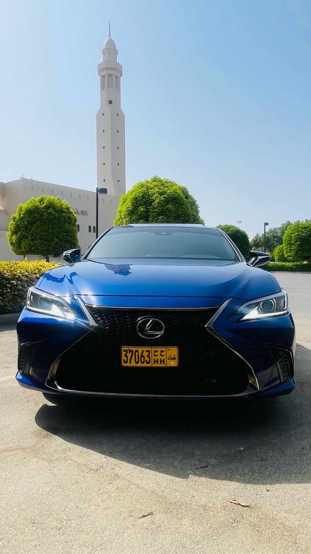 Car Image 2023 LEXUS ES 350