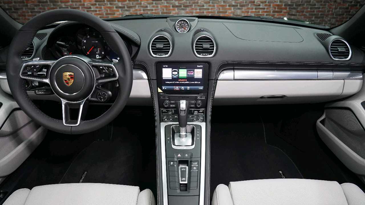 Car Image 2023 PORSCHE 718 / BOXSTER GTS